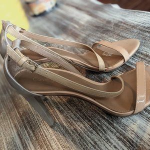 Calvin Klein Heels Size 7 Beige